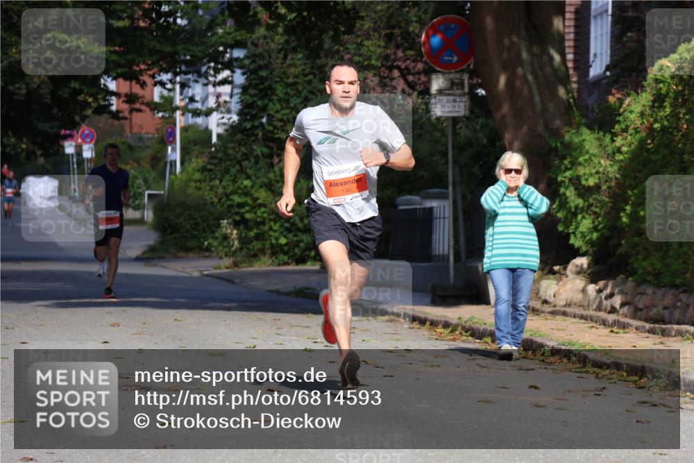 25.08.2024 - 20. Blankeneser Heldenlauf Strokosch-Dieckow http://msf.ph/oto/6814593 25.08.2024 09:39:14 Ziel 126, 145, 156, 265 meine-sportfotos.de