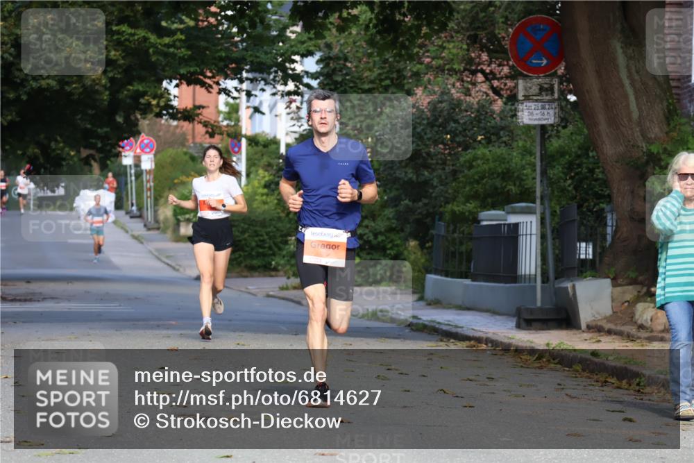 25.08.2024 - 20. Blankeneser Heldenlauf Strokosch-Dieckow http://msf.ph/oto/6814627 25.08.2024 09:39:19 Ziel 156, 265 meine-sportfotos.de