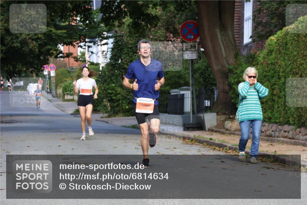 25.08.2024 - 20. Blankeneser Heldenlauf Strokosch-Dieckow http://msf.ph/oto/6814634 25.08.2024 09:39:20 Ziel 156, 265 meine-sportfotos.de