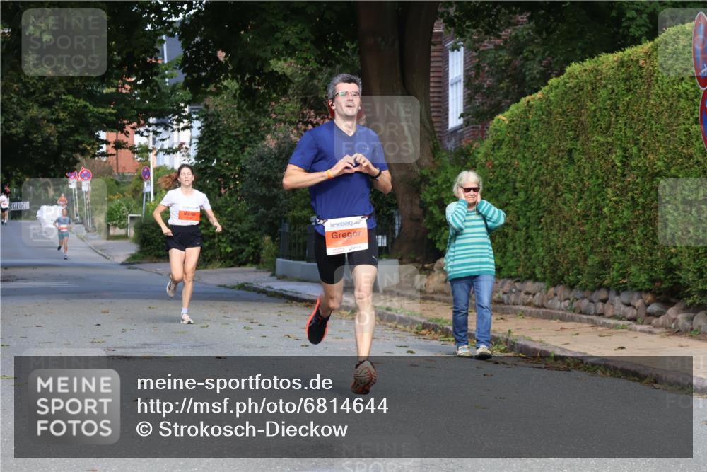 25.08.2024 - 20. Blankeneser Heldenlauf Strokosch-Dieckow http://msf.ph/oto/6814644 25.08.2024 09:39:20 Ziel 156, 265 meine-sportfotos.de