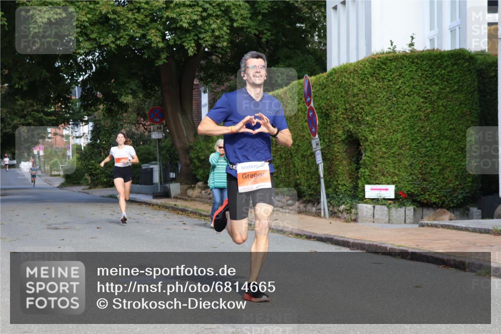 25.08.2024 - 20. Blankeneser Heldenlauf Strokosch-Dieckow http://msf.ph/oto/6814665 25.08.2024 09:39:22 Ziel 156, 265 meine-sportfotos.de