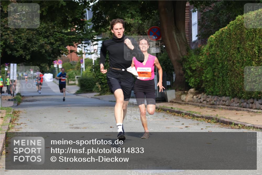 25.08.2024 - 20. Blankeneser Heldenlauf Strokosch-Dieckow http://msf.ph/oto/6814833 25.08.2024 09:40:15 Ziel 140, 198, 262 meine-sportfotos.de