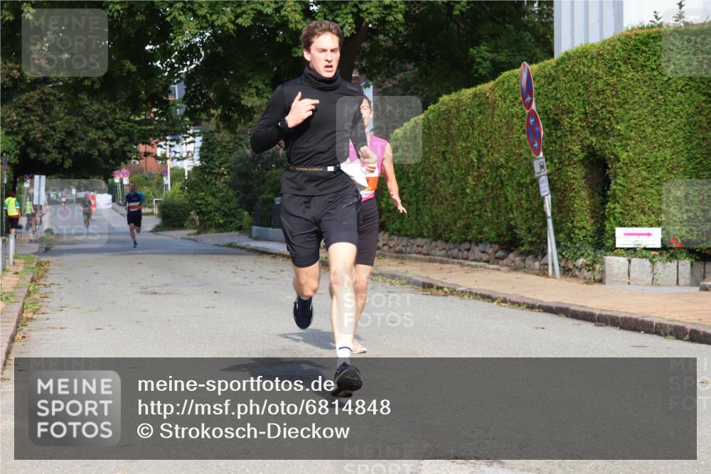 25.08.2024 - 20. Blankeneser Heldenlauf Strokosch-Dieckow http://msf.ph/oto/6814848 25.08.2024 09:40:16 Ziel 140, 198, 262 meine-sportfotos.de