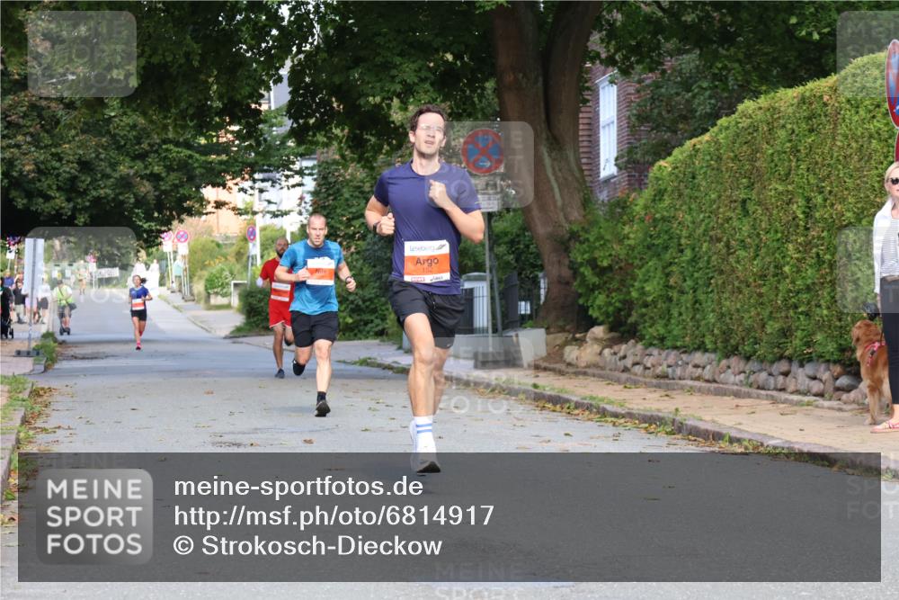 25.08.2024 - 20. Blankeneser Heldenlauf Strokosch-Dieckow http://msf.ph/oto/6814917 25.08.2024 09:40:37 Ziel 137, 152, 204 meine-sportfotos.de