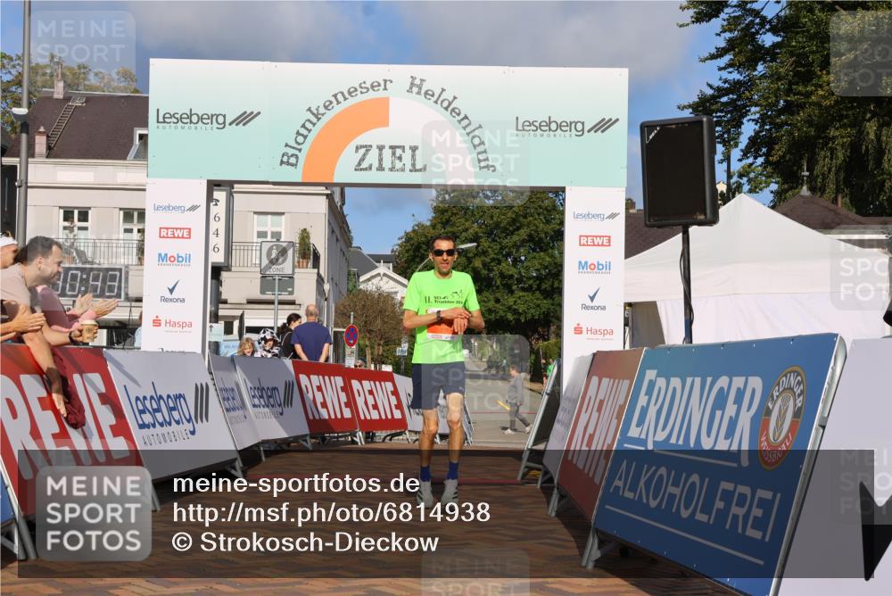 25.08.2024 - 20. Blankeneser Heldenlauf Strokosch-Dieckow http://msf.ph/oto/6814938 25.08.2024 09:31:16 Ziel 178 meine-sportfotos.de