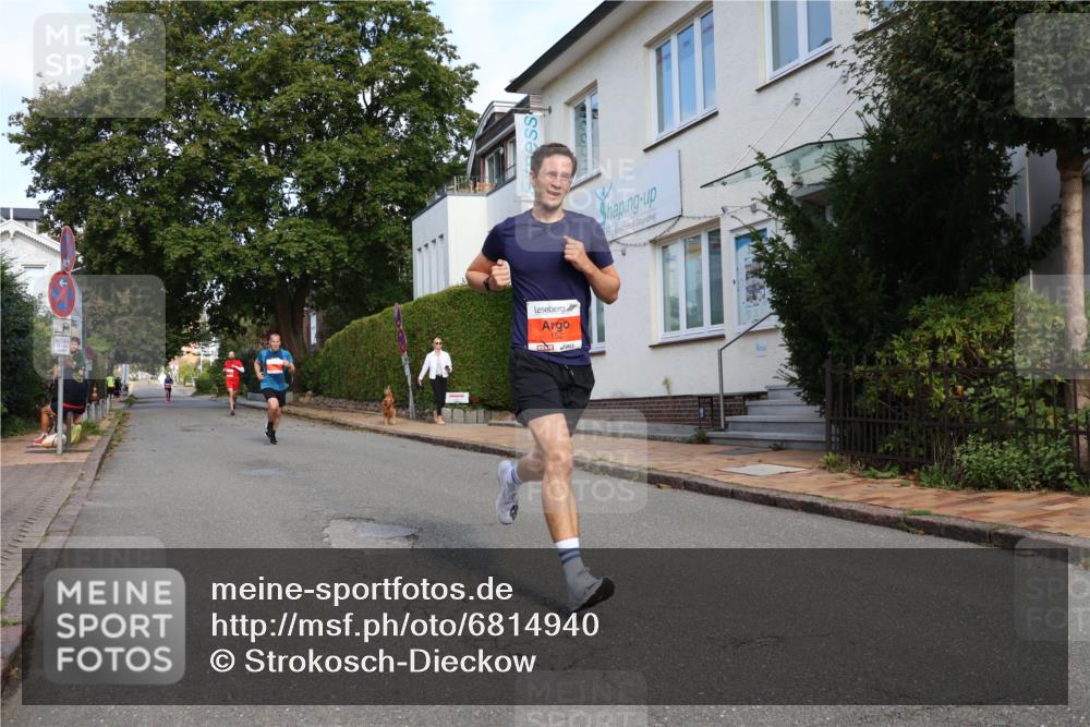 25.08.2024 - 20. Blankeneser Heldenlauf Strokosch-Dieckow http://msf.ph/oto/6814940 25.08.2024 09:40:40 Ziel 137, 152, 204, 244 meine-sportfotos.de