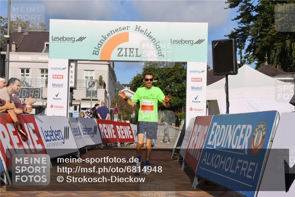 25.08.2024 - 20. Blankeneser Heldenlauf Strokosch-Dieckow http://msf.ph/oto/6814948 25.08.2024 09:31:17 Ziel 178 meine-sportfotos.de