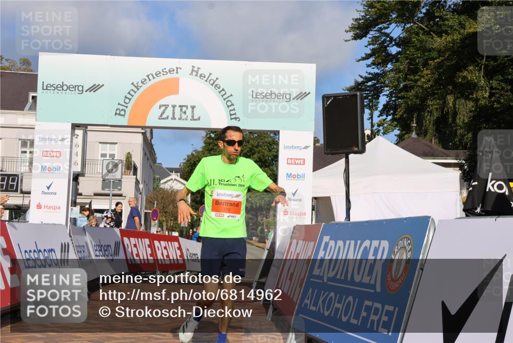 25.08.2024 - 20. Blankeneser Heldenlauf Strokosch-Dieckow http://msf.ph/oto/6814962 25.08.2024 09:31:17 Ziel 178 meine-sportfotos.de