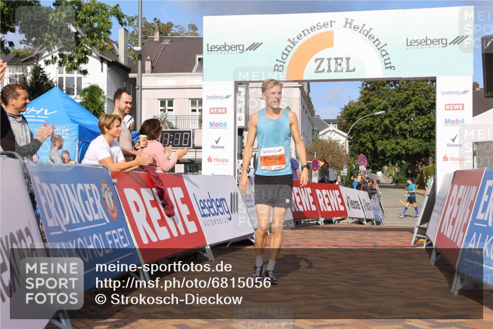25.08.2024 - 20. Blankeneser Heldenlauf Strokosch-Dieckow http://msf.ph/oto/6815056 25.08.2024 09:31:44 Ziel 238 meine-sportfotos.de