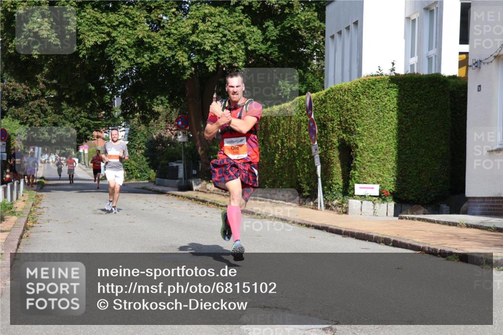 25.08.2024 - 20. Blankeneser Heldenlauf Strokosch-Dieckow http://msf.ph/oto/6815102 25.08.2024 09:41:24 Ziel 105, 148, 288 meine-sportfotos.de