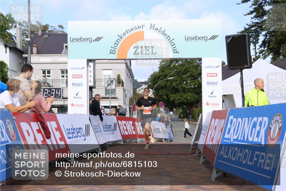 25.08.2024 - 20. Blankeneser Heldenlauf Strokosch-Dieckow http://msf.ph/oto/6815103 25.08.2024 09:33:07 Ziel 182 meine-sportfotos.de
