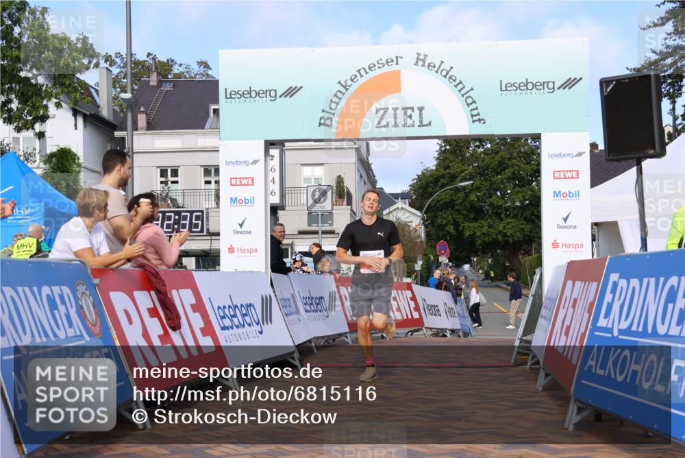 25.08.2024 - 20. Blankeneser Heldenlauf Strokosch-Dieckow http://msf.ph/oto/6815116 25.08.2024 09:33:08 Ziel 182 meine-sportfotos.de