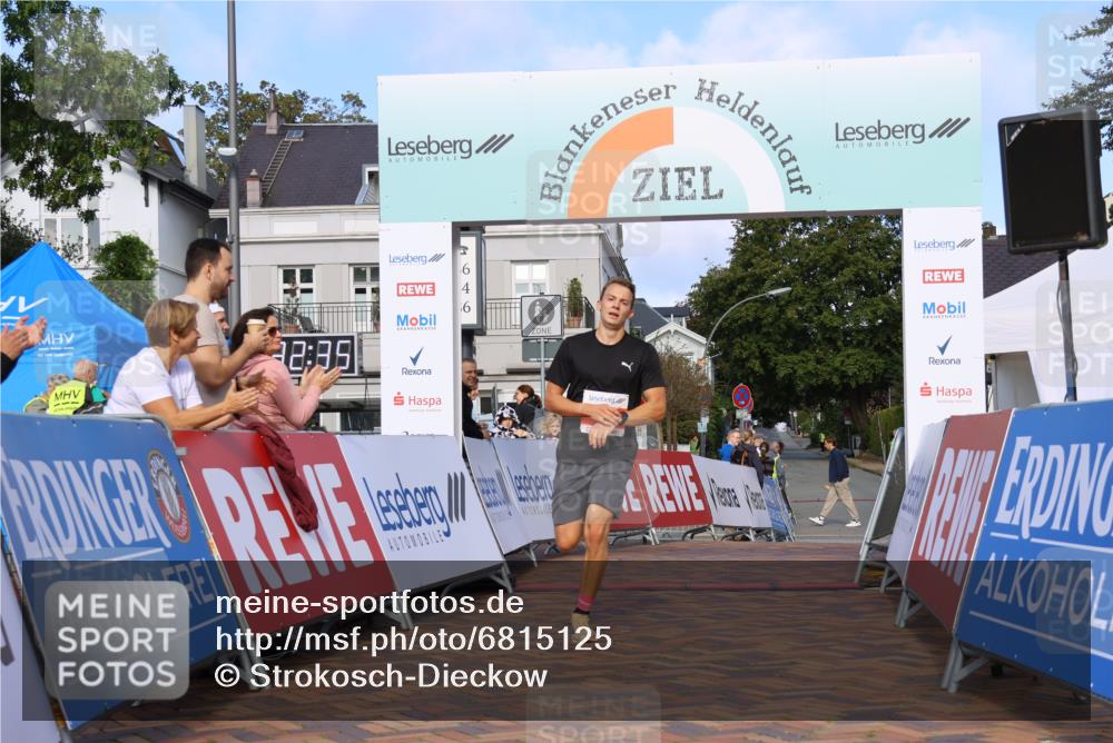25.08.2024 - 20. Blankeneser Heldenlauf Strokosch-Dieckow http://msf.ph/oto/6815125 25.08.2024 09:33:08 Ziel 182 meine-sportfotos.de
