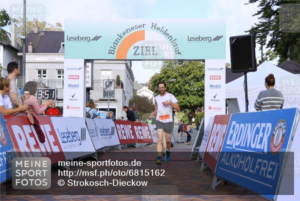 25.08.2024 - 20. Blankeneser Heldenlauf Strokosch-Dieckow http://msf.ph/oto/6815162 25.08.2024 09:34:25 Ziel 158, 270 meine-sportfotos.de