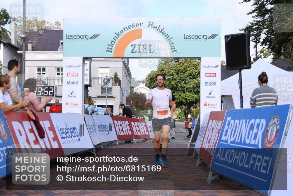 25.08.2024 - 20. Blankeneser Heldenlauf Strokosch-Dieckow http://msf.ph/oto/6815169 25.08.2024 09:34:25 Ziel 158, 270 meine-sportfotos.de