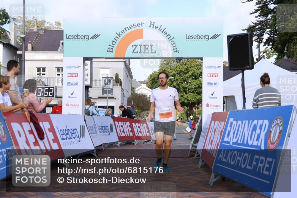25.08.2024 - 20. Blankeneser Heldenlauf Strokosch-Dieckow http://msf.ph/oto/6815176 25.08.2024 09:34:26 Ziel 158, 270 meine-sportfotos.de