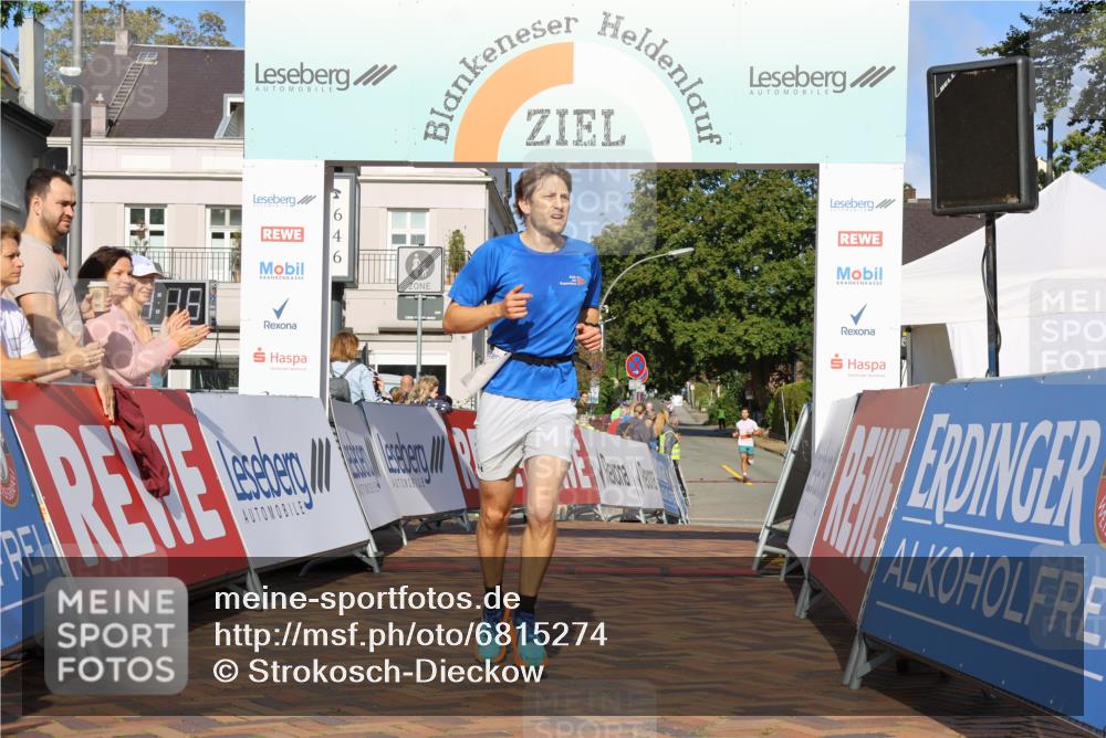 25.08.2024 - 20. Blankeneser Heldenlauf Strokosch-Dieckow http://msf.ph/oto/6815274 25.08.2024 09:34:50 Ziel 235 meine-sportfotos.de