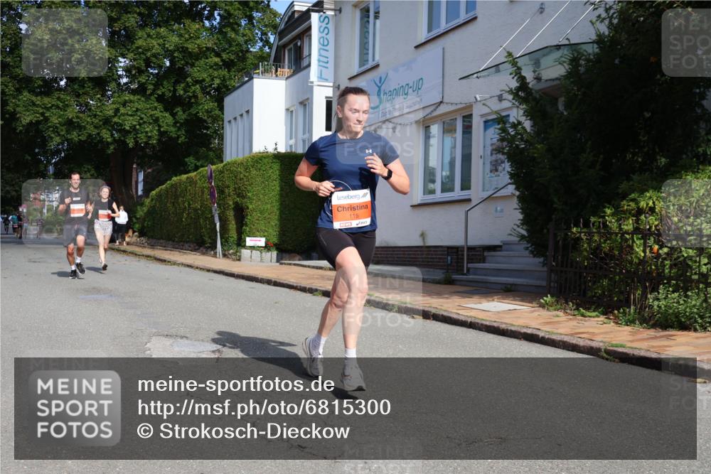 25.08.2024 - 20. Blankeneser Heldenlauf Strokosch-Dieckow http://msf.ph/oto/6815300 25.08.2024 09:41:52 Ziel 115, 124, 134, 255 meine-sportfotos.de