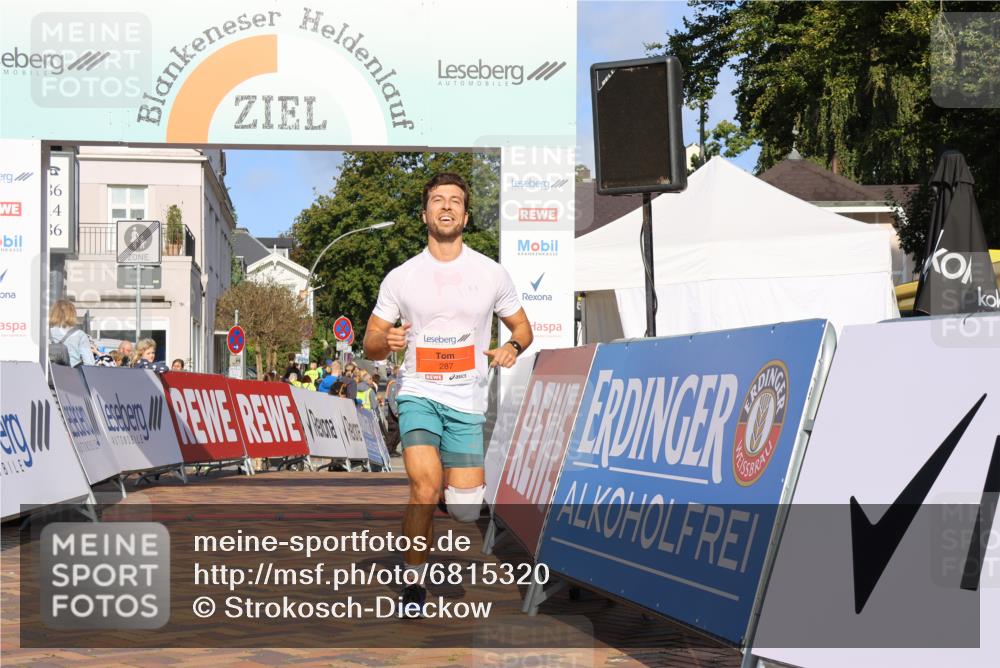 25.08.2024 - 20. Blankeneser Heldenlauf Strokosch-Dieckow http://msf.ph/oto/6815320 25.08.2024 09:34:58 Ziel 287 meine-sportfotos.de
