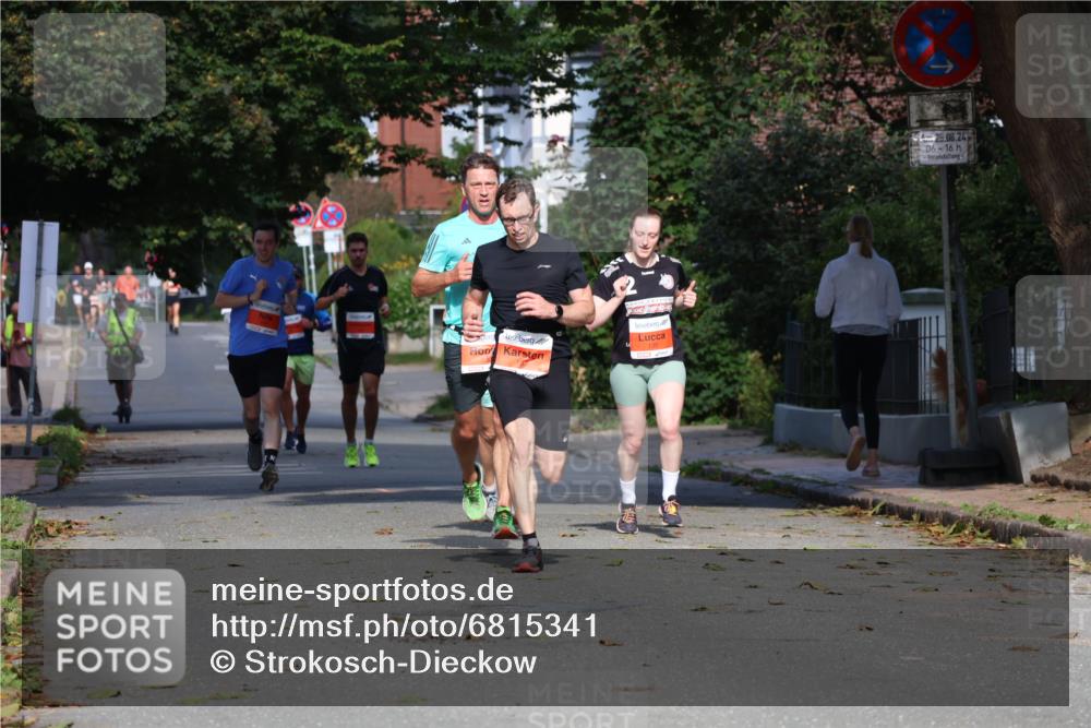 25.08.2024 - 20. Blankeneser Heldenlauf Strokosch-Dieckow http://msf.ph/oto/6815341 25.08.2024 09:41:58 Ziel 110, 124, 130, 134, 167, 175, 223 meine-sportfotos.de