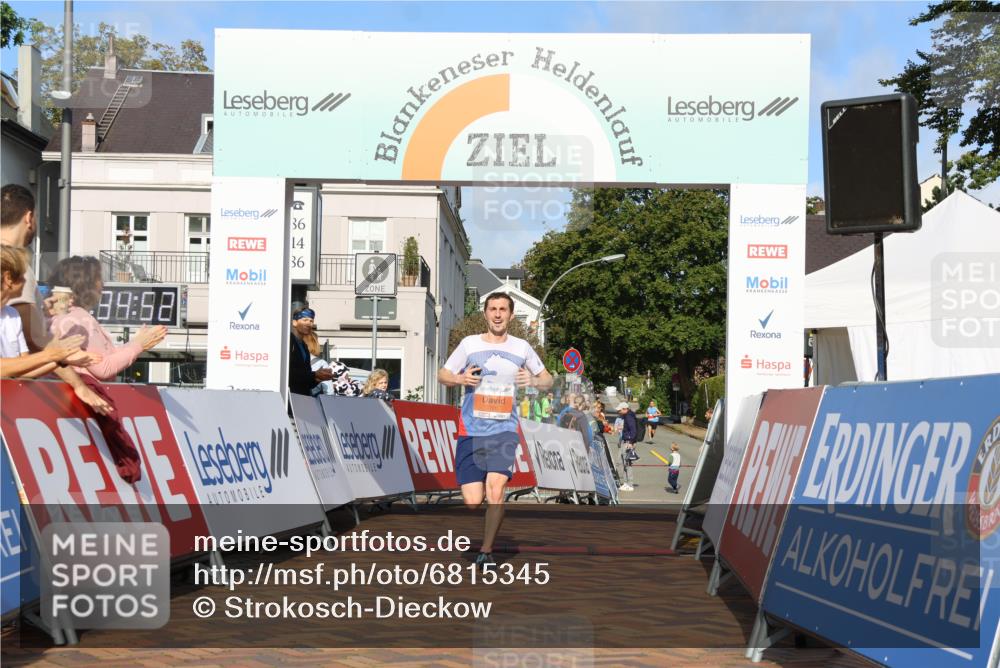 25.08.2024 - 20. Blankeneser Heldenlauf Strokosch-Dieckow http://msf.ph/oto/6815345 25.08.2024 09:35:26 Ziel 160 meine-sportfotos.de