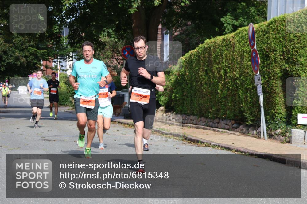 25.08.2024 - 20. Blankeneser Heldenlauf Strokosch-Dieckow http://msf.ph/oto/6815348 25.08.2024 09:42:02 Ziel 110, 125, 130, 167, 175, 223, 264 meine-sportfotos.de