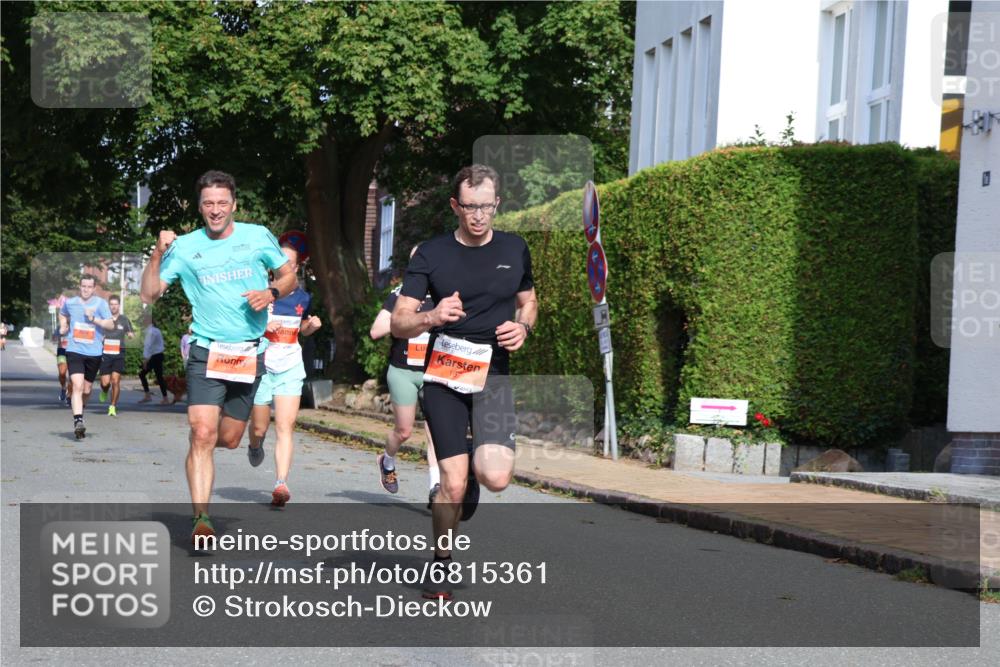 25.08.2024 - 20. Blankeneser Heldenlauf Strokosch-Dieckow http://msf.ph/oto/6815361 25.08.2024 09:42:03 Ziel 110, 125, 130, 167, 175, 223, 264 meine-sportfotos.de
