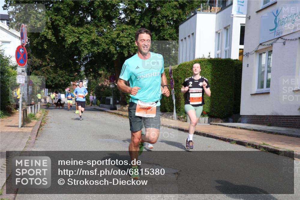 25.08.2024 - 20. Blankeneser Heldenlauf Strokosch-Dieckow http://msf.ph/oto/6815380 25.08.2024 09:42:05 Ziel 110, 125, 130, 167, 175, 223, 264 meine-sportfotos.de