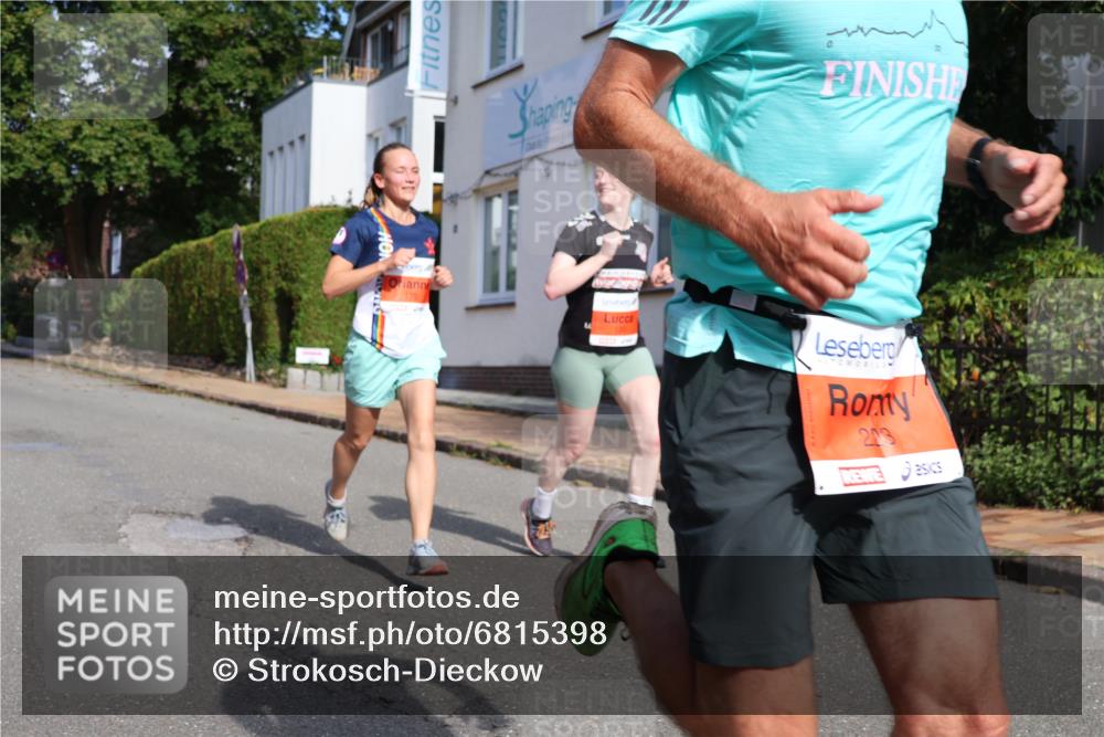 25.08.2024 - 20. Blankeneser Heldenlauf Strokosch-Dieckow http://msf.ph/oto/6815398 25.08.2024 09:42:05 Ziel 110, 125, 130, 167, 175, 223, 264 meine-sportfotos.de