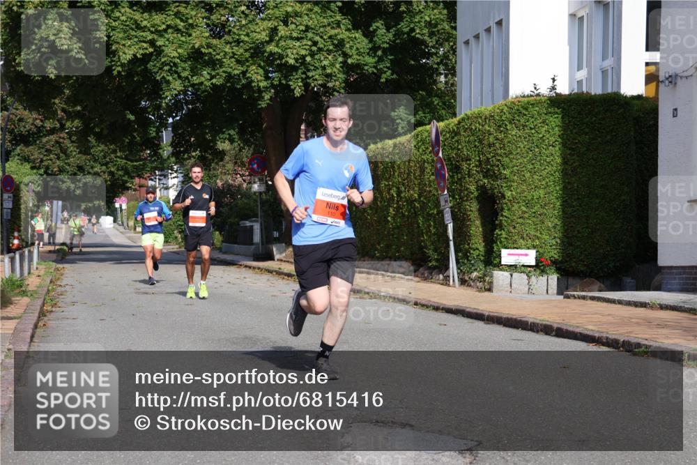 25.08.2024 - 20. Blankeneser Heldenlauf Strokosch-Dieckow http://msf.ph/oto/6815416 25.08.2024 09:42:08 Ziel 110, 125, 130, 167, 175, 223, 264 meine-sportfotos.de