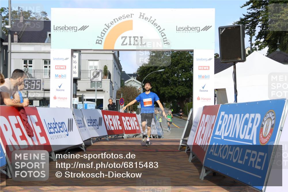 25.08.2024 - 20. Blankeneser Heldenlauf Strokosch-Dieckow http://msf.ph/oto/6815483 25.08.2024 09:36:09 Ziel 174, 236 meine-sportfotos.de