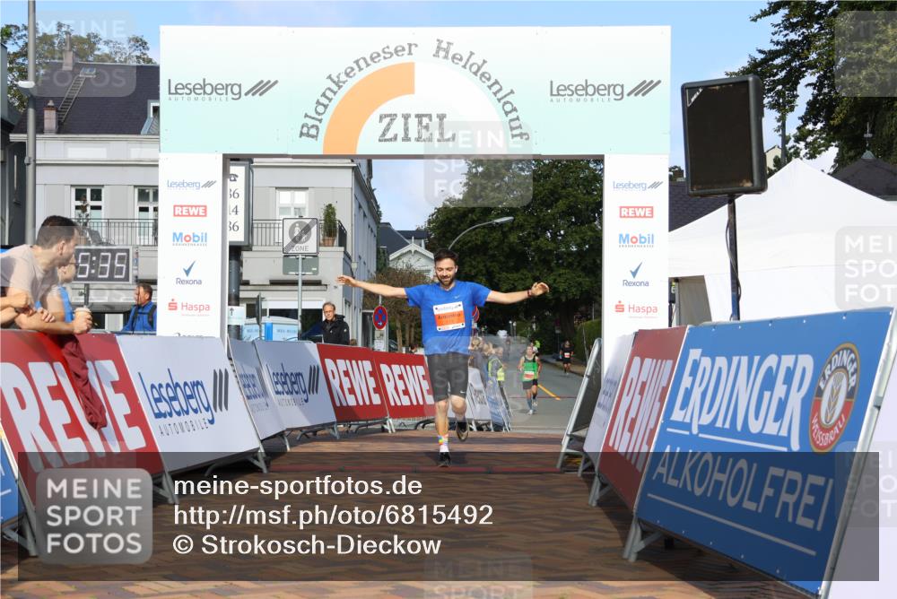 25.08.2024 - 20. Blankeneser Heldenlauf Strokosch-Dieckow http://msf.ph/oto/6815492 25.08.2024 09:36:09 Ziel 174, 236 meine-sportfotos.de