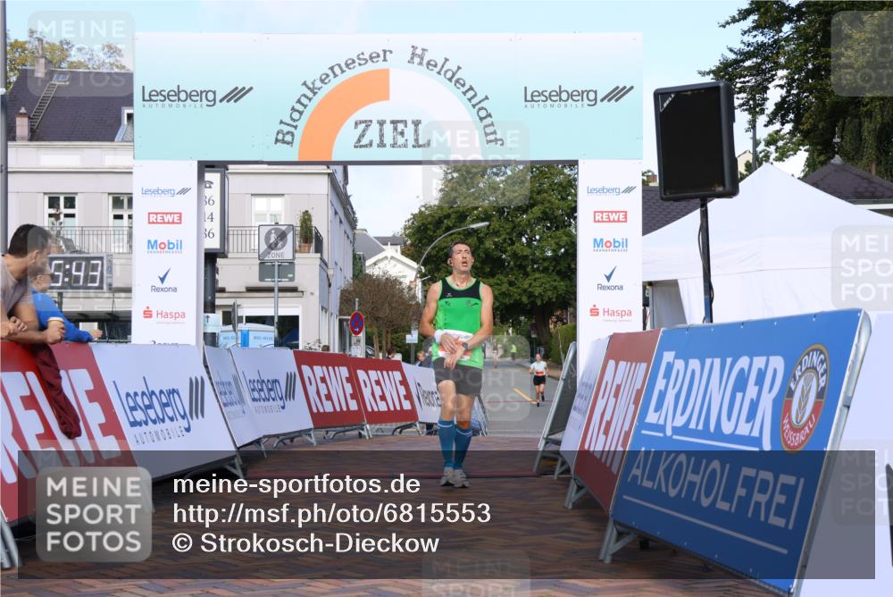 25.08.2024 - 20. Blankeneser Heldenlauf Strokosch-Dieckow http://msf.ph/oto/6815553 25.08.2024 09:36:17 Ziel 174, 210 meine-sportfotos.de