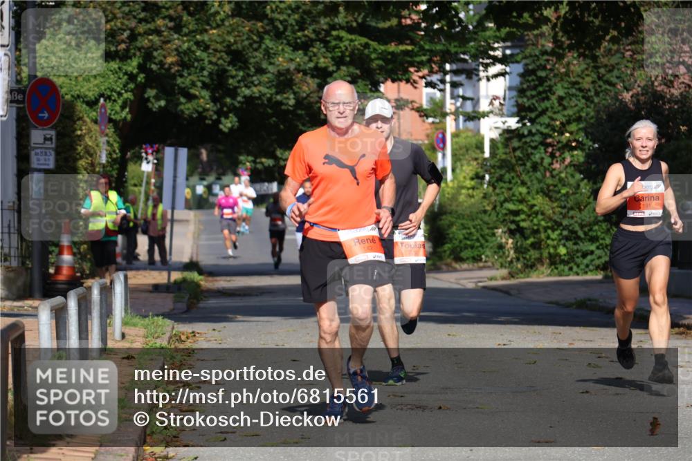 25.08.2024 - 20. Blankeneser Heldenlauf Strokosch-Dieckow http://msf.ph/oto/6815561 25.08.2024 09:42:33 Ziel 142, 191, 222 meine-sportfotos.de