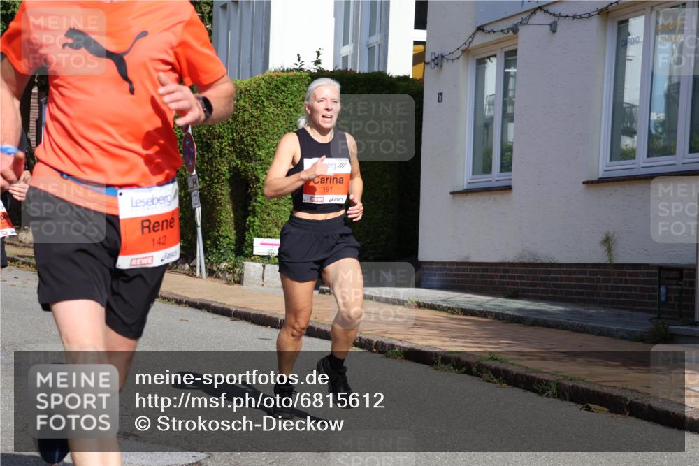 25.08.2024 - 20. Blankeneser Heldenlauf Strokosch-Dieckow http://msf.ph/oto/6815612 25.08.2024 09:42:37 Ziel 142, 191, 222 meine-sportfotos.de