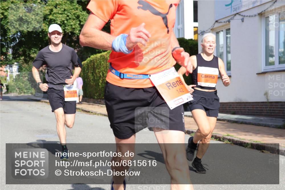 25.08.2024 - 20. Blankeneser Heldenlauf Strokosch-Dieckow http://msf.ph/oto/6815616 25.08.2024 09:42:37 Ziel 142, 191, 222 meine-sportfotos.de