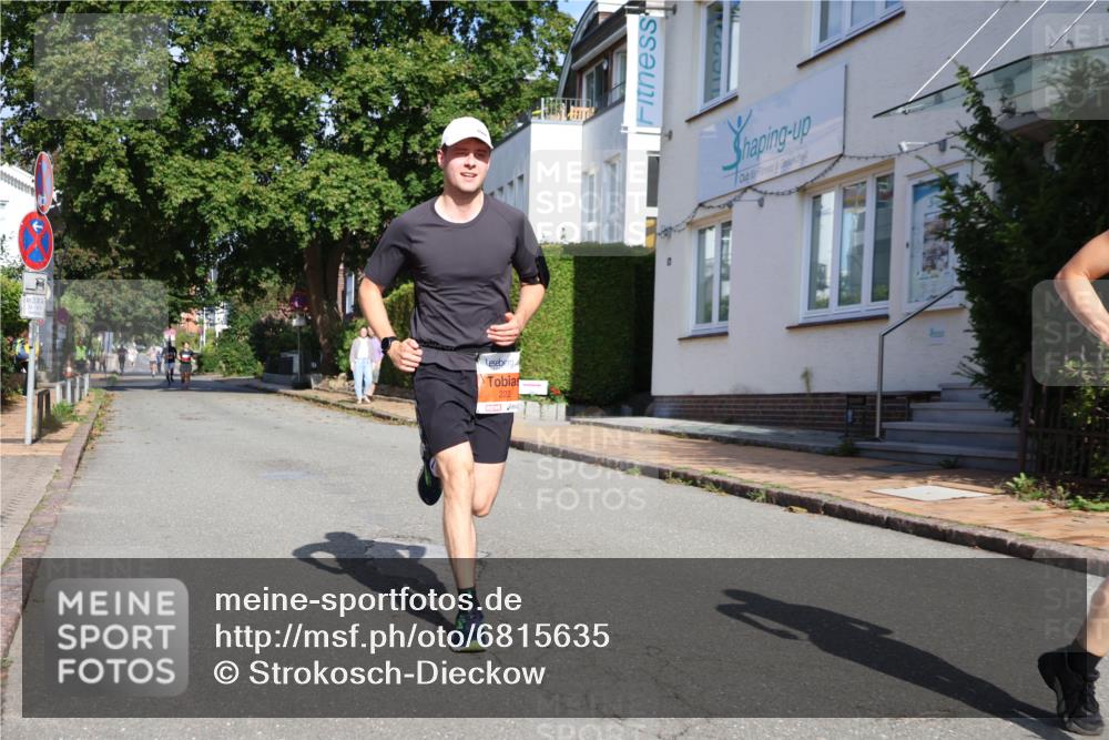 25.08.2024 - 20. Blankeneser Heldenlauf Strokosch-Dieckow http://msf.ph/oto/6815635 25.08.2024 09:42:38 Ziel 142, 191, 193, 222 meine-sportfotos.de