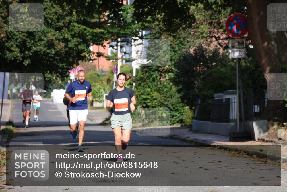 25.08.2024 - 20. Blankeneser Heldenlauf Strokosch-Dieckow http://msf.ph/oto/6815648 25.08.2024 09:42:42 Ziel 193, 222, 281 meine-sportfotos.de
