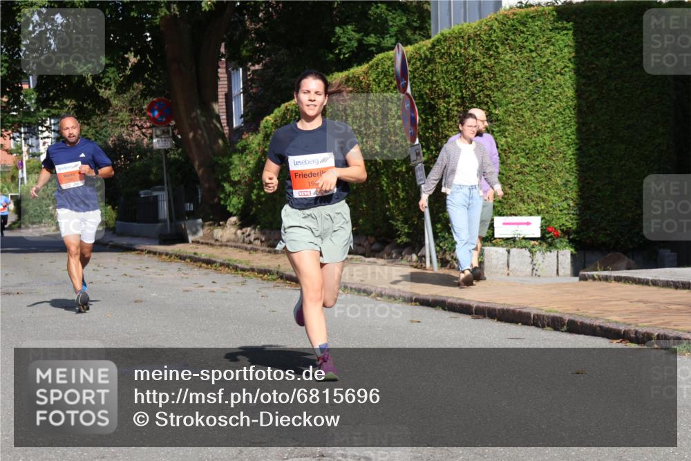 25.08.2024 - 20. Blankeneser Heldenlauf Strokosch-Dieckow http://msf.ph/oto/6815696 25.08.2024 09:42:47 Ziel 193, 272, 281 meine-sportfotos.de
