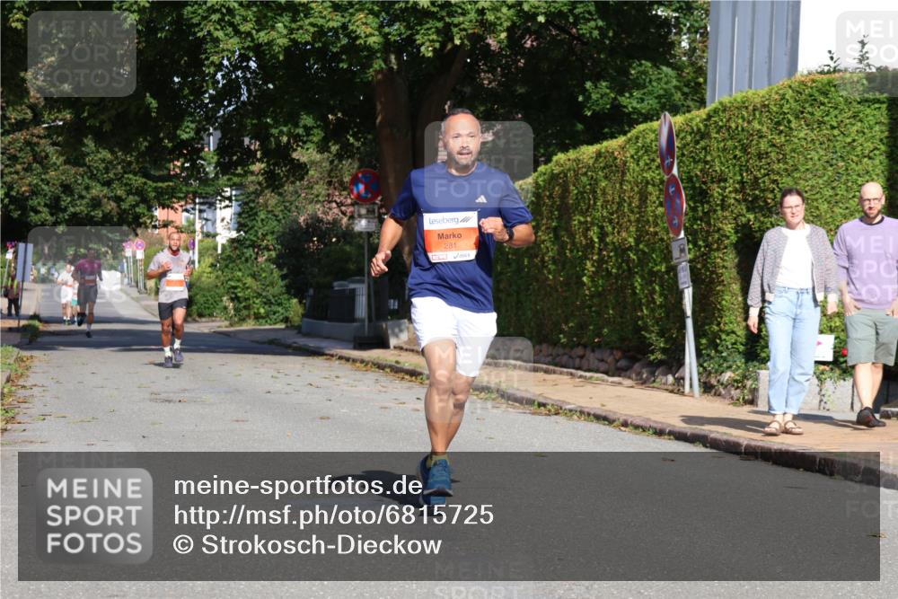 25.08.2024 - 20. Blankeneser Heldenlauf Strokosch-Dieckow http://msf.ph/oto/6815725 25.08.2024 09:42:49 Ziel 193, 272, 281 meine-sportfotos.de