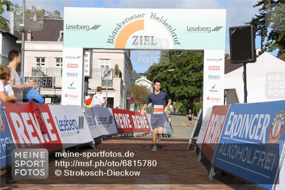 25.08.2024 - 20. Blankeneser Heldenlauf Strokosch-Dieckow http://msf.ph/oto/6815780 25.08.2024 09:37:11 Ziel 256 meine-sportfotos.de
