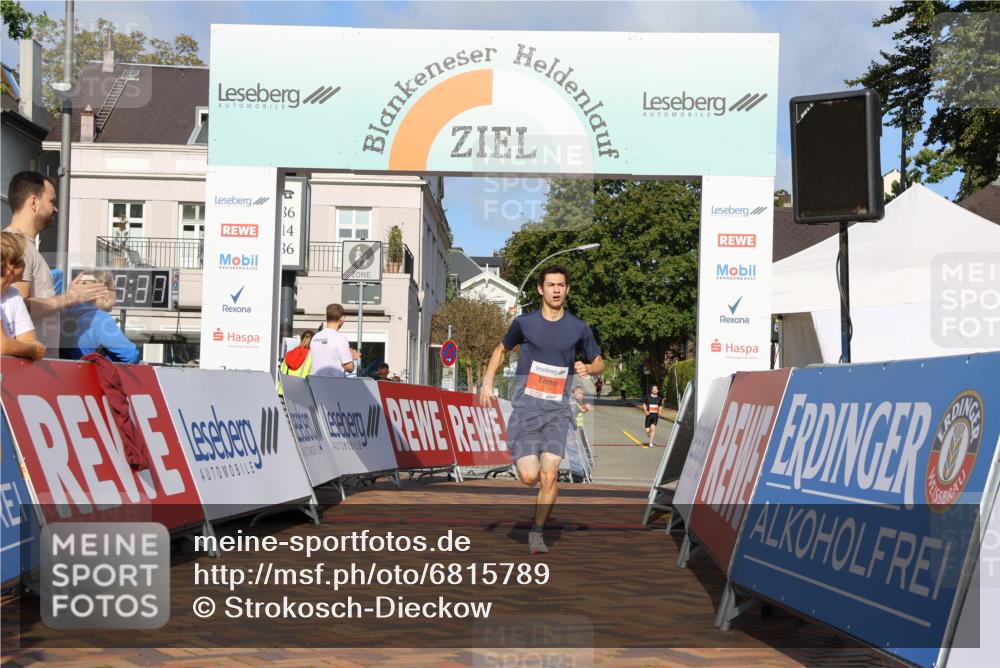 25.08.2024 - 20. Blankeneser Heldenlauf Strokosch-Dieckow http://msf.ph/oto/6815789 25.08.2024 09:37:11 Ziel 256 meine-sportfotos.de