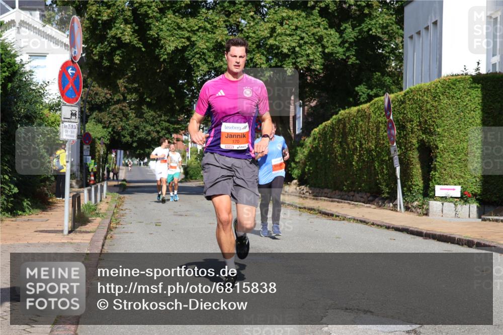 25.08.2024 - 20. Blankeneser Heldenlauf Strokosch-Dieckow http://msf.ph/oto/6815838 25.08.2024 09:43:03 Ziel 113, 170, 274, 275 meine-sportfotos.de