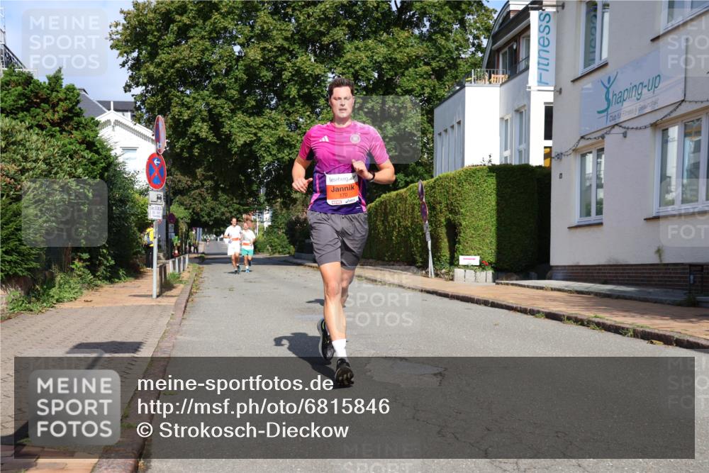 25.08.2024 - 20. Blankeneser Heldenlauf Strokosch-Dieckow http://msf.ph/oto/6815846 25.08.2024 09:43:03 Ziel 113, 170, 274, 275 meine-sportfotos.de