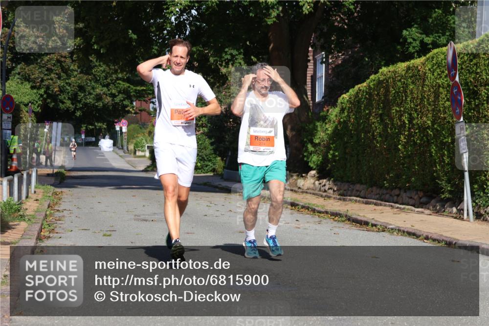 25.08.2024 - 20. Blankeneser Heldenlauf Strokosch-Dieckow http://msf.ph/oto/6815900 25.08.2024 09:43:08 Ziel 113, 170, 274, 275 meine-sportfotos.de