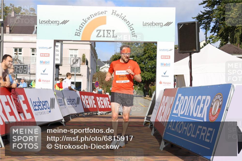 25.08.2024 - 20. Blankeneser Heldenlauf Strokosch-Dieckow http://msf.ph/oto/6815917 25.08.2024 09:37:37 Ziel 135 meine-sportfotos.de