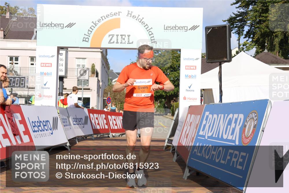 25.08.2024 - 20. Blankeneser Heldenlauf Strokosch-Dieckow http://msf.ph/oto/6815923 25.08.2024 09:37:37 Ziel 135 meine-sportfotos.de