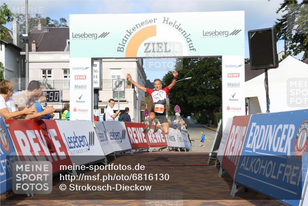 25.08.2024 - 20. Blankeneser Heldenlauf Strokosch-Dieckow http://msf.ph/oto/6816130 25.08.2024 09:38:24 Ziel 205 meine-sportfotos.de