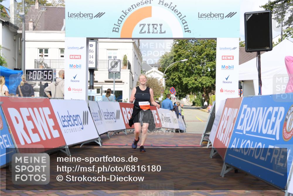 25.08.2024 - 20. Blankeneser Heldenlauf Strokosch-Dieckow http://msf.ph/oto/6816180 25.08.2024 10:01:30 Ziel 192 meine-sportfotos.de