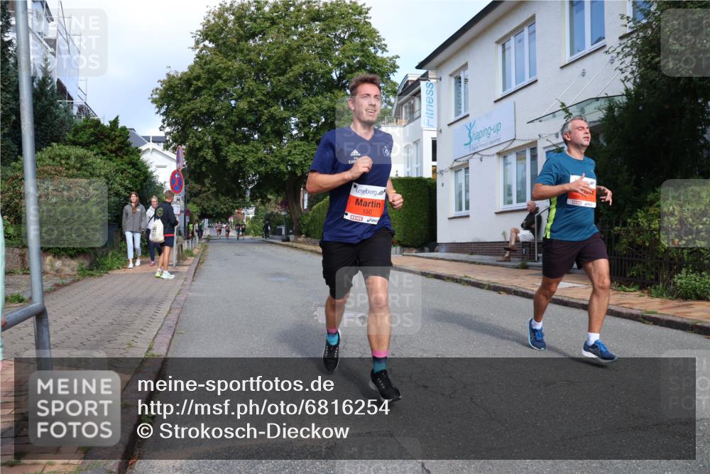 25.08.2024 - 20. Blankeneser Heldenlauf Strokosch-Dieckow http://msf.ph/oto/6816254 25.08.2024 09:45:18 Ziel 150, 173, 247 meine-sportfotos.de
